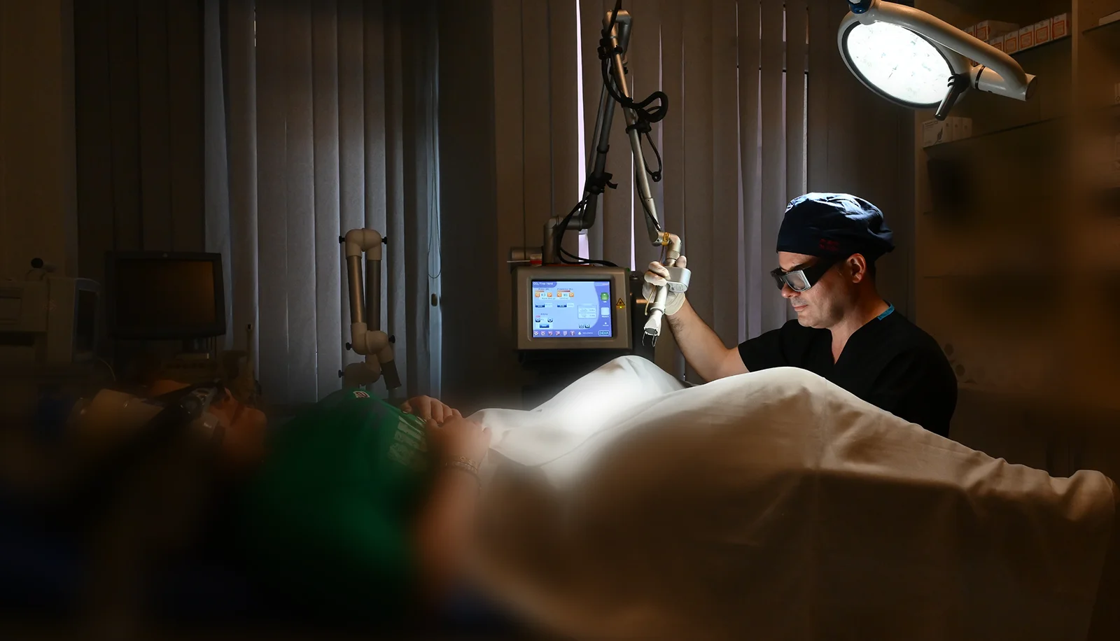 How is Laser Vaginal Whitening Performed?